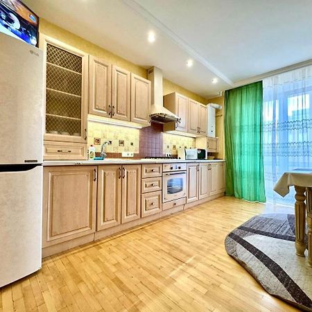 Apartpoltava Вишукані Просторі Апартаменти, Аграрний Університет, Звітна Документація Luaran gambar