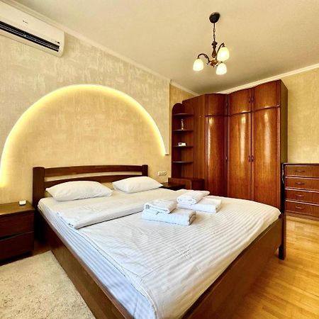 Apartpoltava Вишукані Просторі Апартаменти, Аграрний Університет, Звітна Документація Luaran gambar