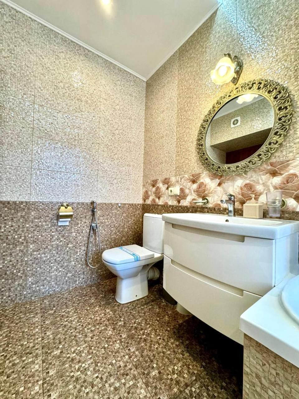 Apartpoltava Вишукані Просторі Апартаменти, Аграрний Університет, Звітна Документація Luaran gambar