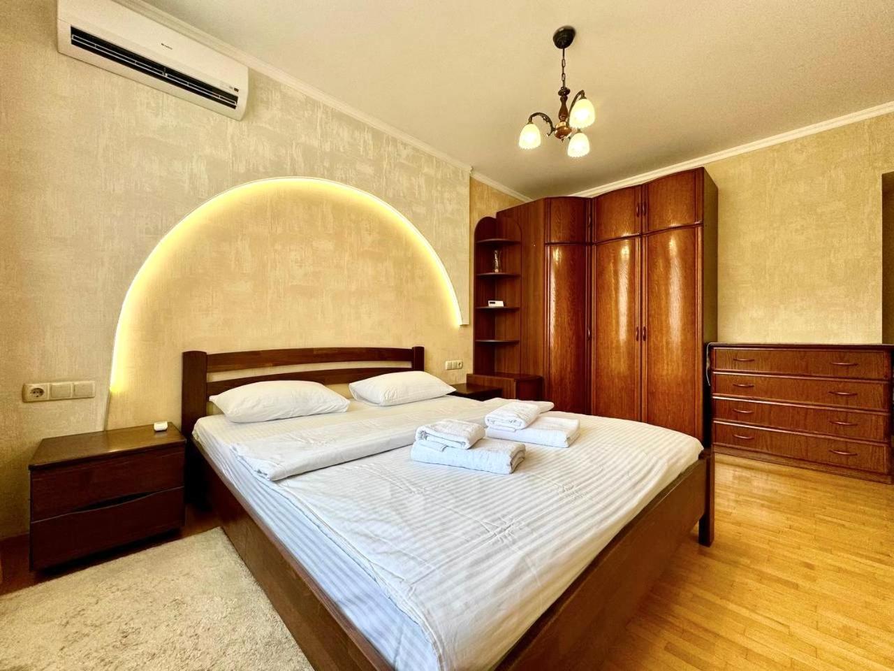 Apartpoltava Вишукані Просторі Апартаменти, Аграрний Університет, Звітна Документація Luaran gambar
